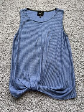 W5 Sleeveless Knot-Front Tank in Light Blue